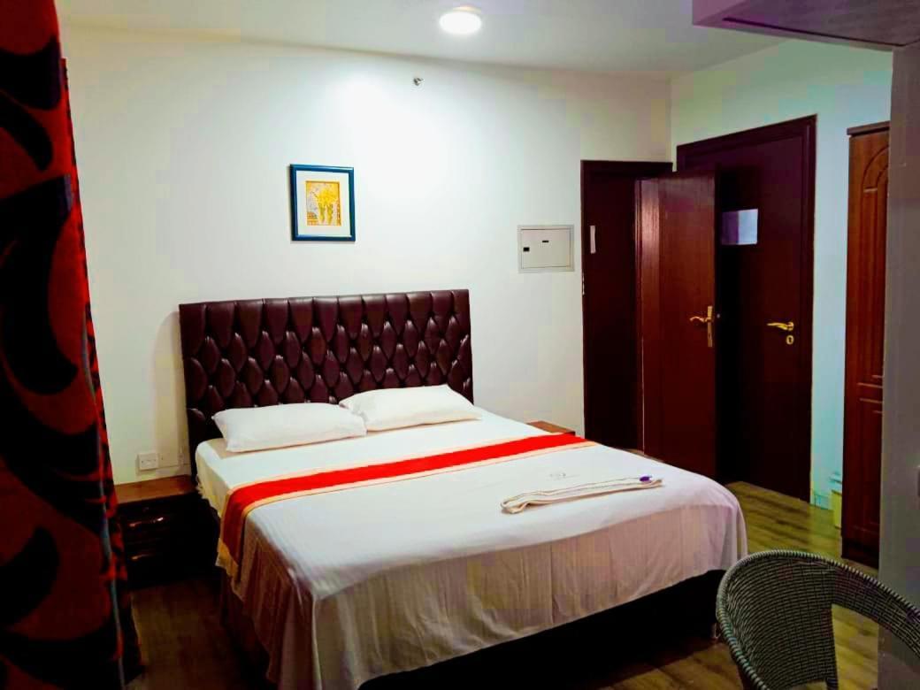 Hala Hotels Apartments Sharjah Eksteriør billede